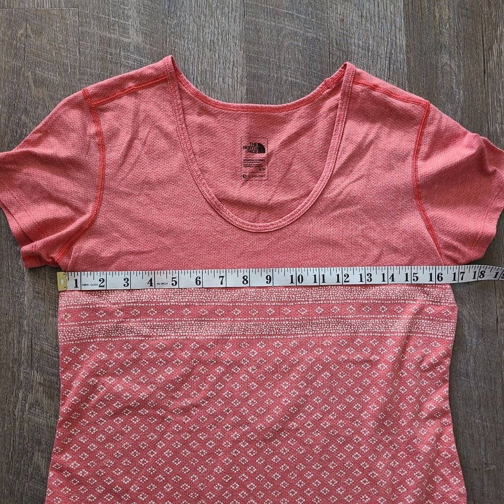 The North Face Flashdry Ditzy Print Short Sleeve Shirt Top Women's Size S - Picture 8 of 9
